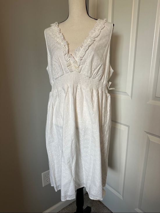 Old Navy Other - NWT White Eyelet Cotton Midi Dress XL Ruffle V-Neck Smocked Waist Cottagecore